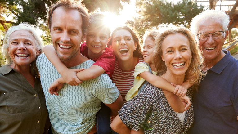 Family composed of people of all ages who receive dental treatment at Glenhaven Dentistry